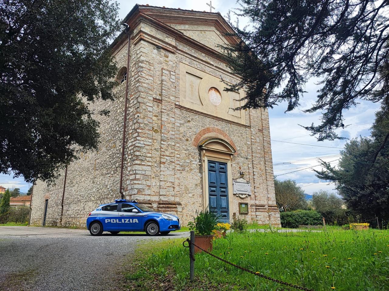 Lucca, arrestato dopo la truffa del finto incidente