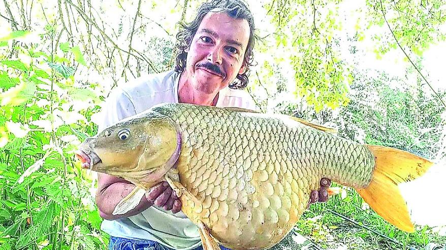 Marco molla tutto e cambia vita. “La pesca è diventata un lavoro”