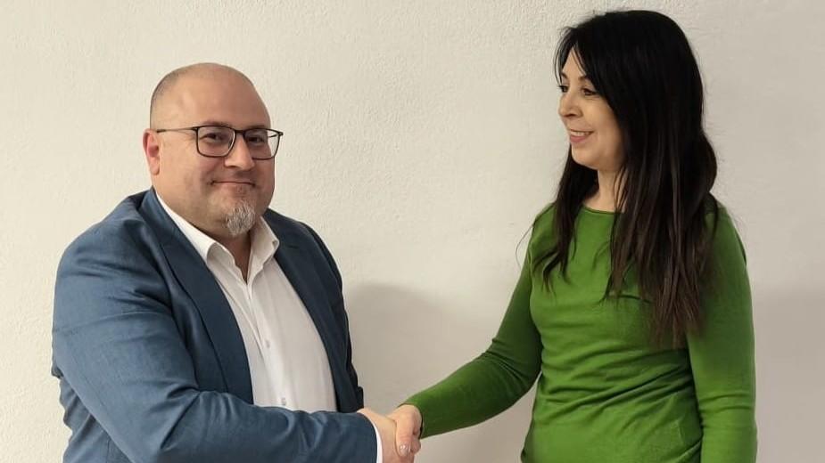 
	Il passaggio di consegne tra Marina Manconi e Bruno Brandano

