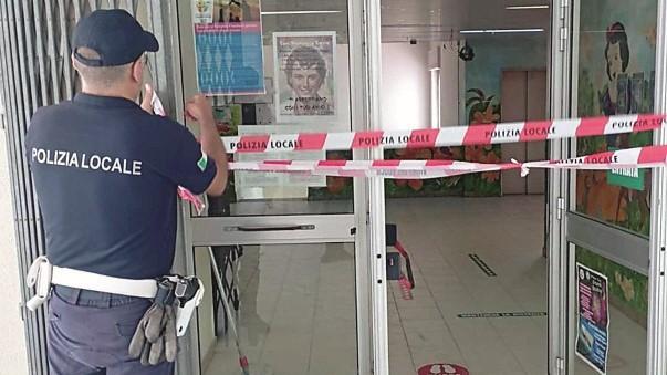 Sassari, c’è il progetto per riaprire la scuola incendiata dai vandali: costa 550mila euro