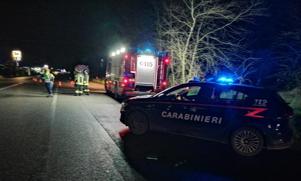 Camion perde gas sulla Romea, strada chiusa per oltre cinque ore