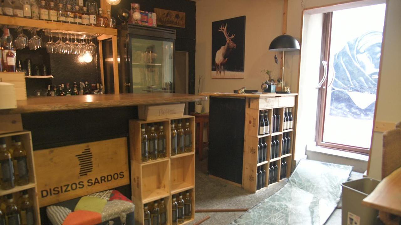 Furto in un ristorante del centro: ladri portano via 50 casse di vino