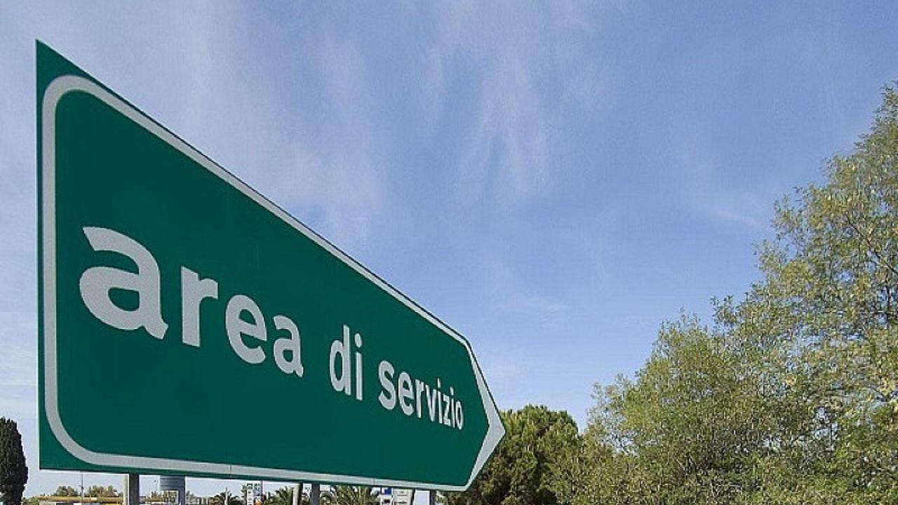 I disordini sono avvenuti in un'area di servizio