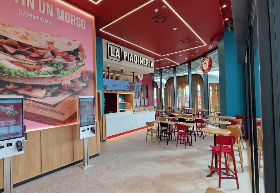 
	L'interno della Piadineria a Prato

