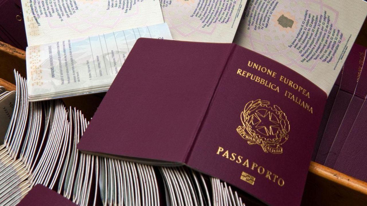 Passaporti, le nuove regole: i chiarimenti della Farnesina attraverso esempi concreti