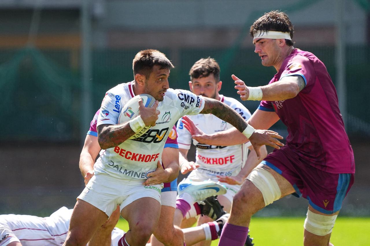 I Diavoli spengono le Fiamme Oro e puntellano il quarto posto