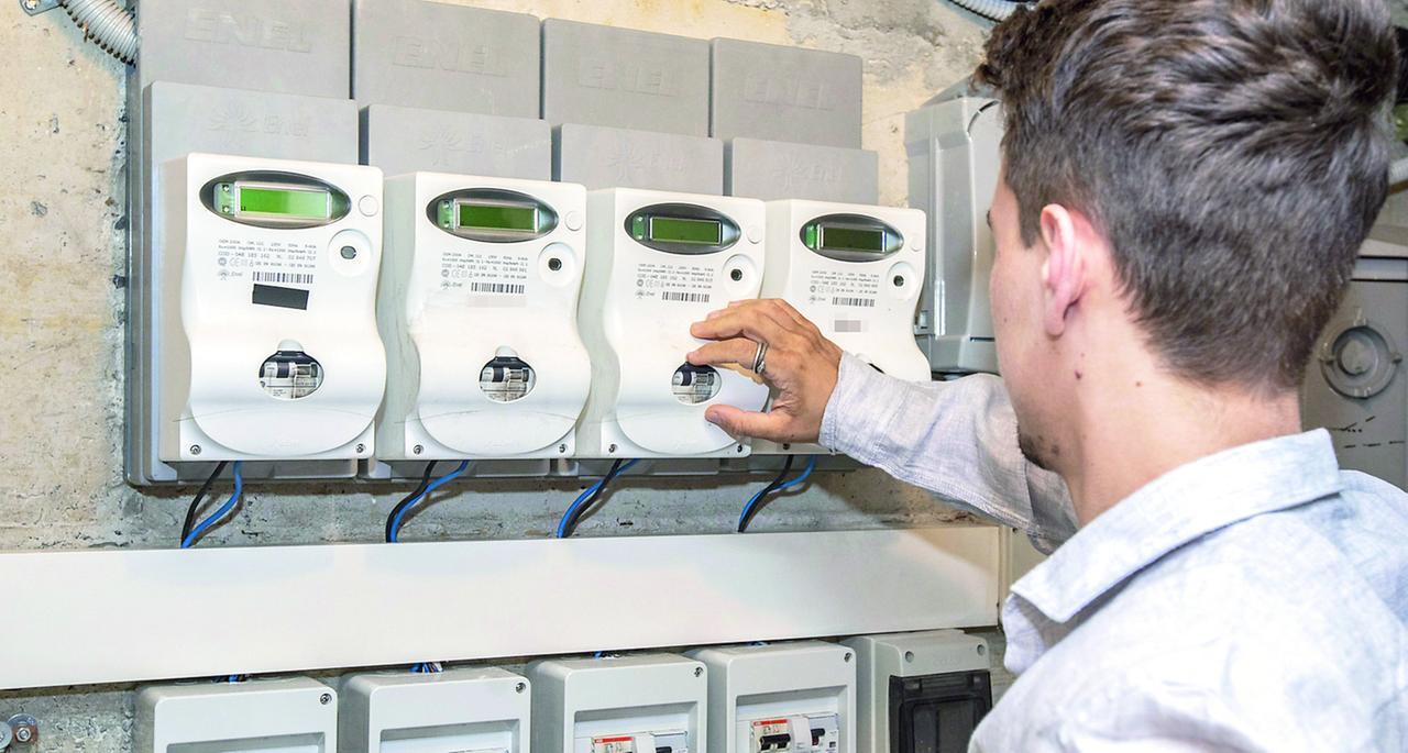 Spese collettive e cambio gestore: le strategie contro il caro energia