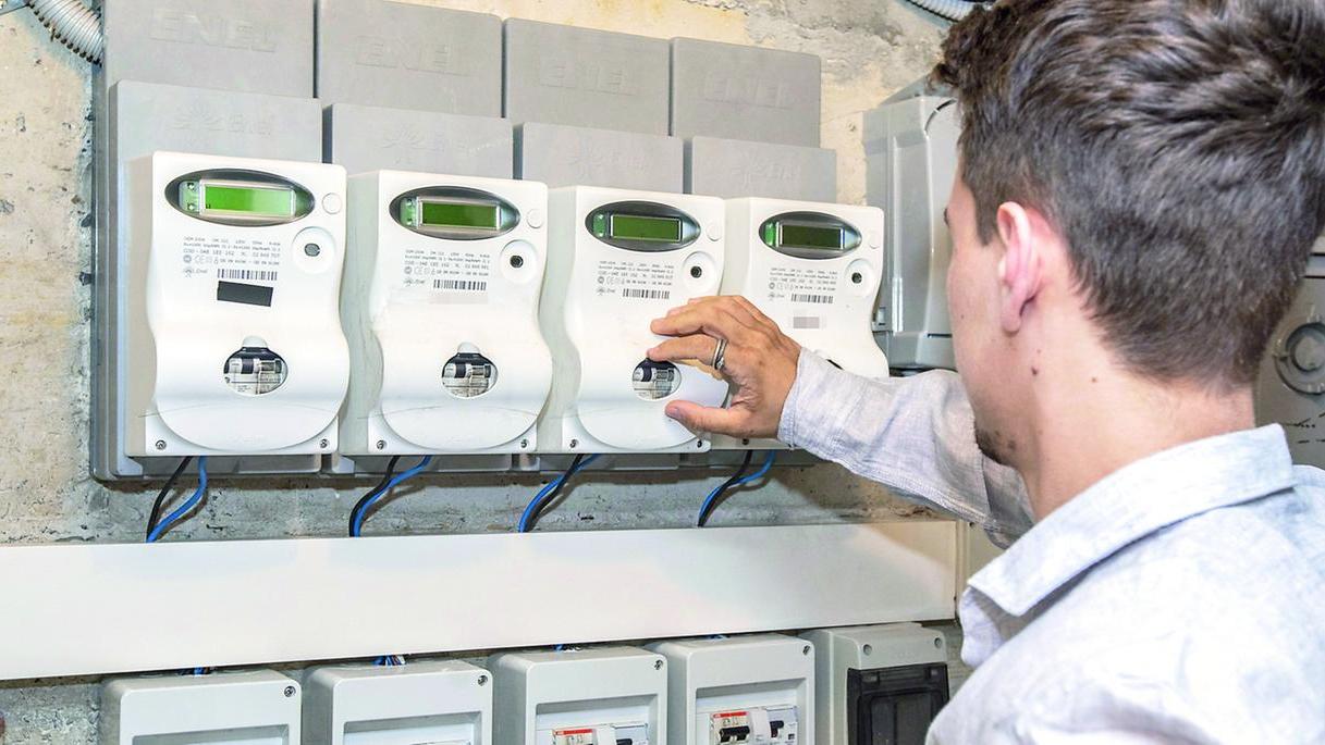 Spese collettive e cambio gestore: le strategie contro il caro energia