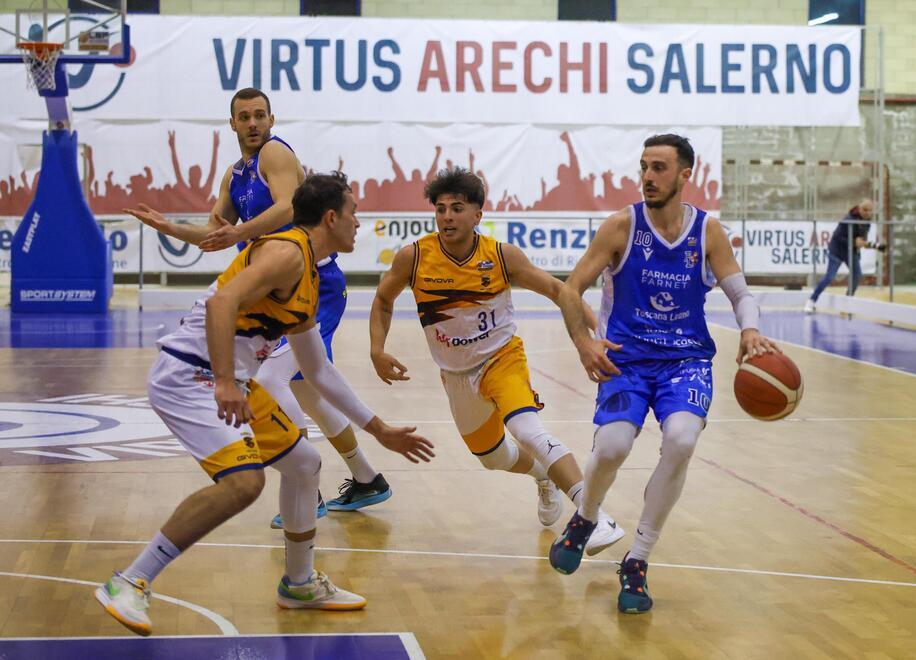 
	Leonzio in palleggio&nbsp;(foto Silvia Casini)

