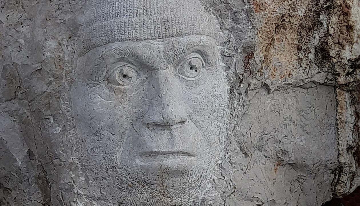 Livorno e la spiaggia dei 5 sensi scolpiti: ecco la vista. Grazie a Barbara Freschi