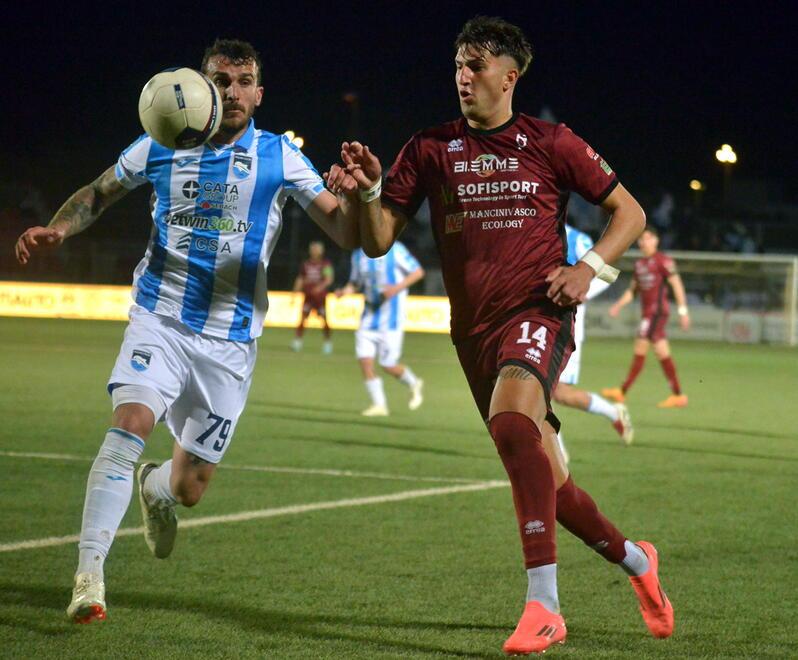 Il Pontedera può godersi la raffica di gol di Corona