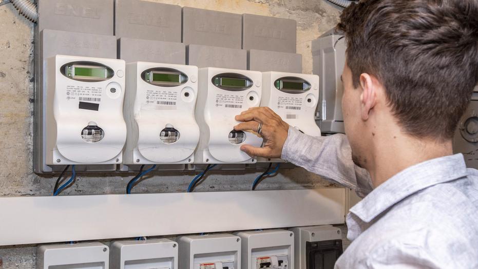 Spese collettive e cambio gestore: ecco le strategie per difendersi dal caro energia