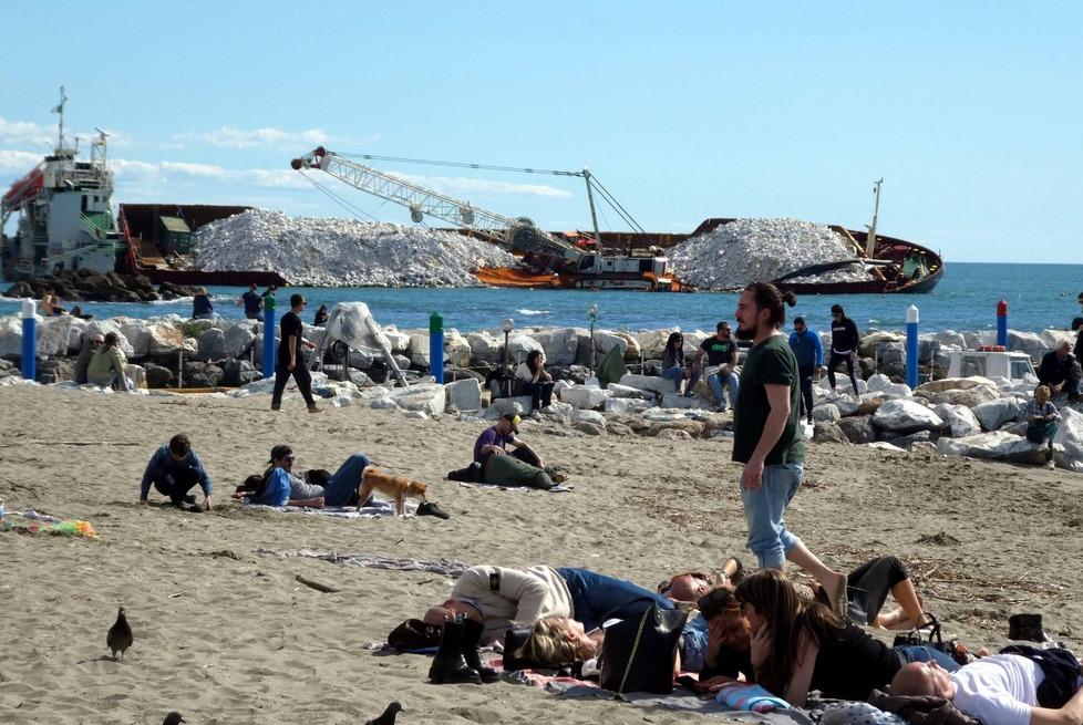 Il litorale di Marina di Massa (foto Cuffaro)