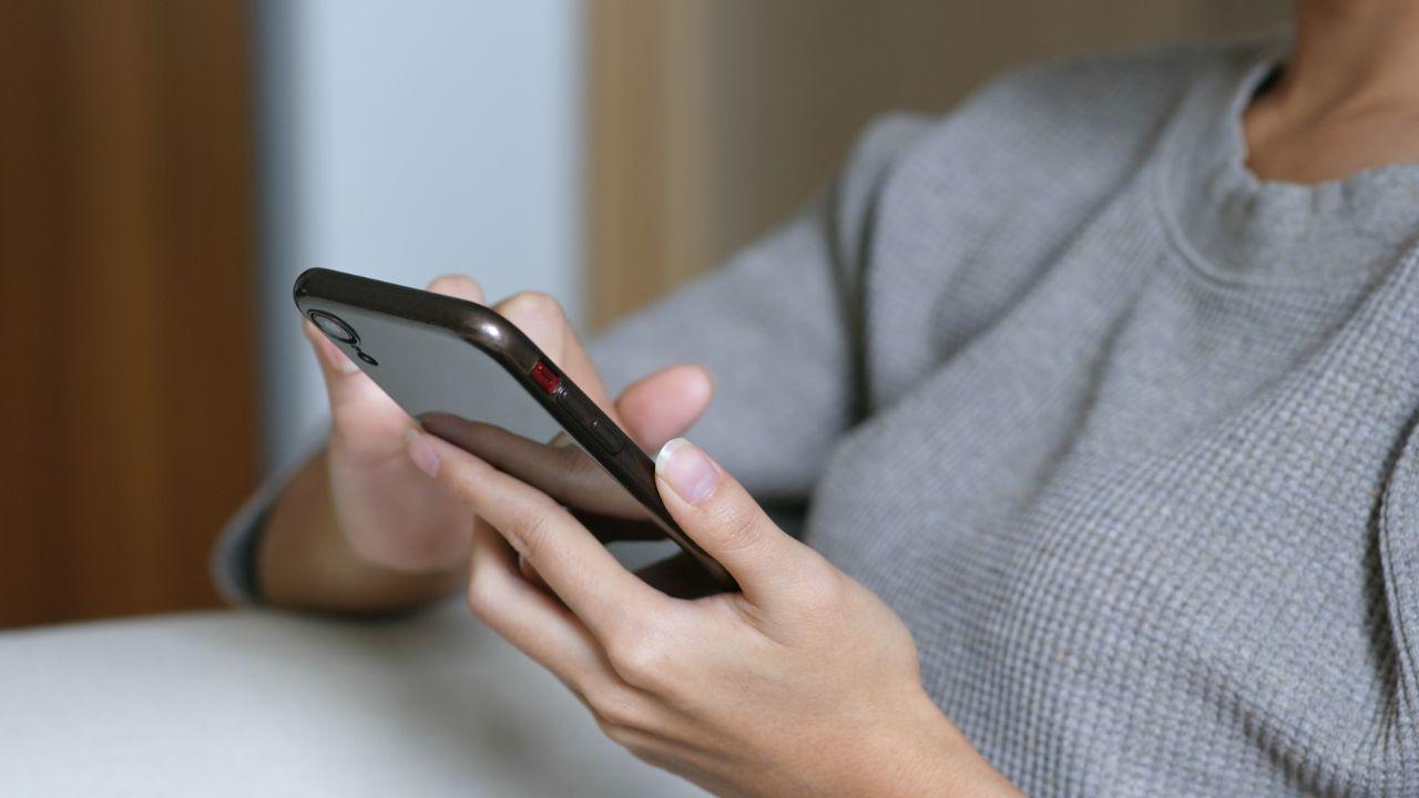 Truffe telefoniche, l’Asl nord ovest: «Falsi messaggi su fantomatici uffici». Il numero da cui diffidare