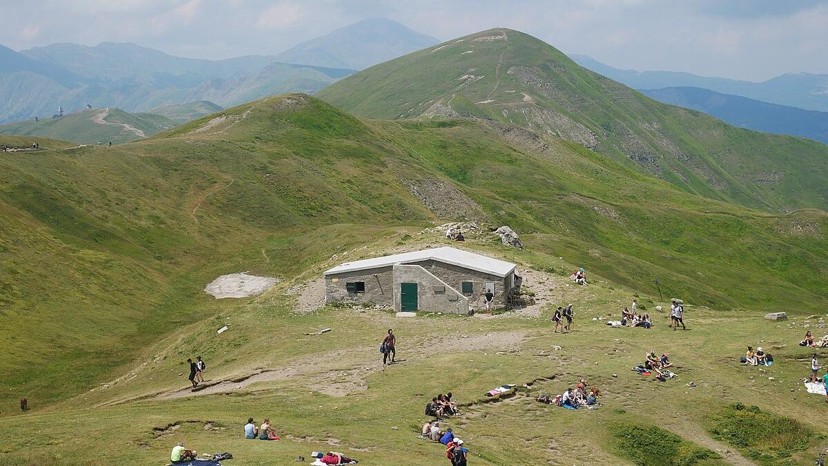 Il Bivacco Musiani dove hanno trovato rifugio i quattro escursionisti