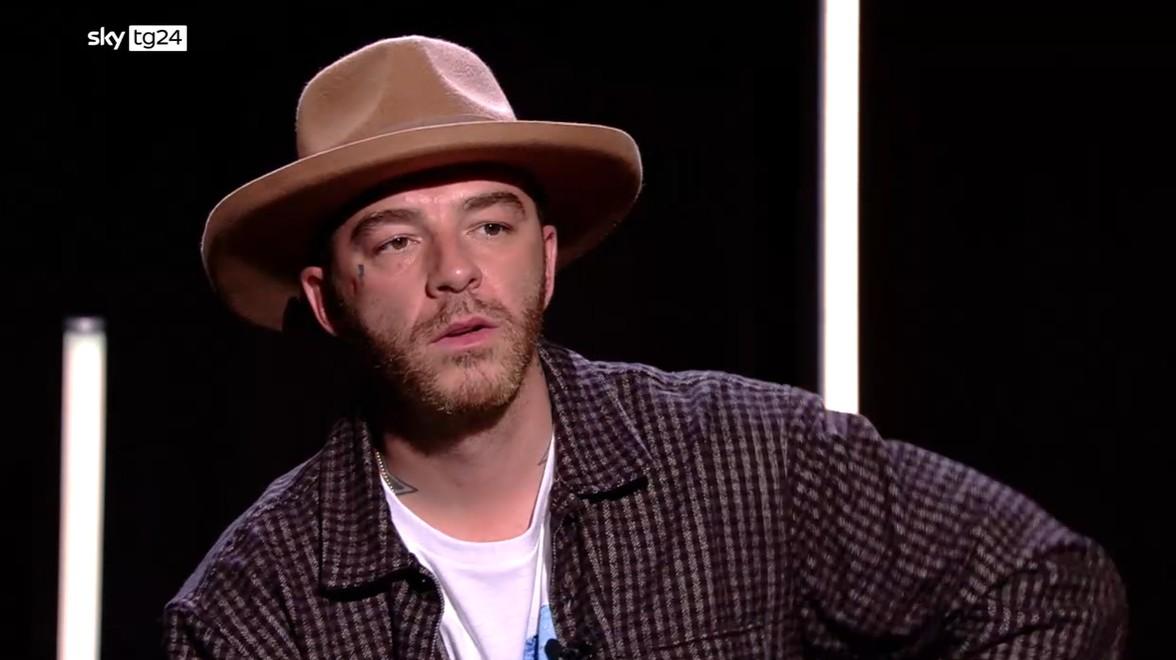 
	Salmo ospite a Stories su Sky

