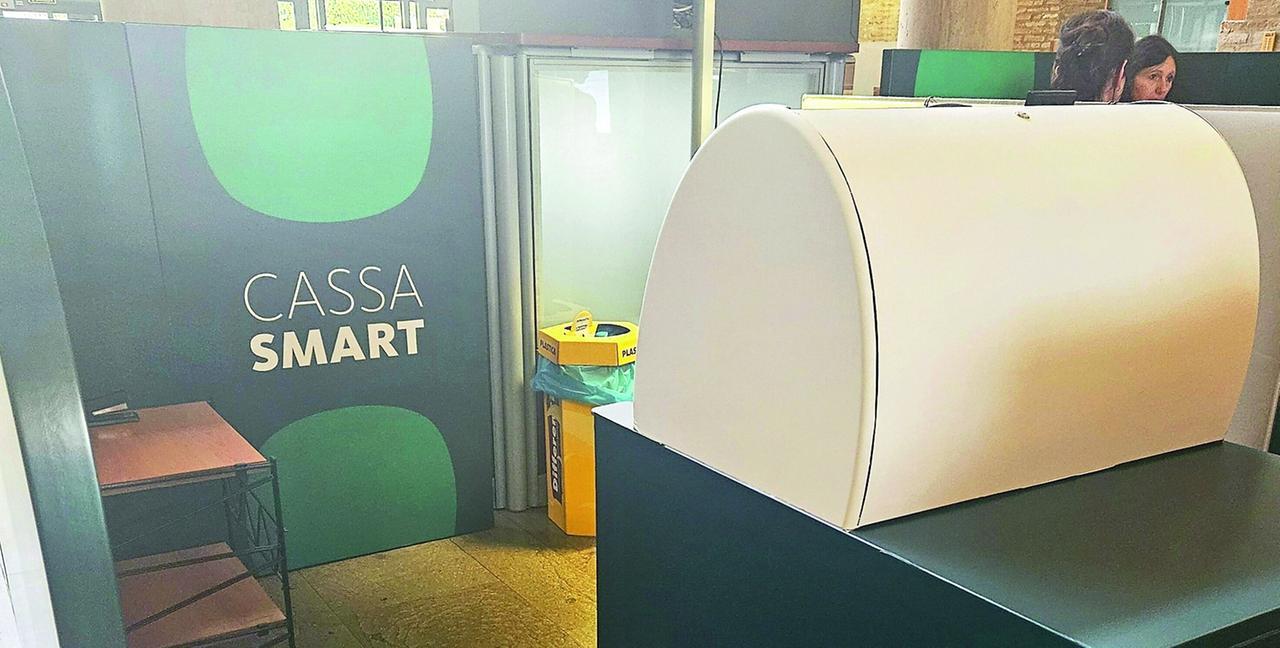 Banche sempre più digitali, casse smart al posto degli operatori anche a Ferrara