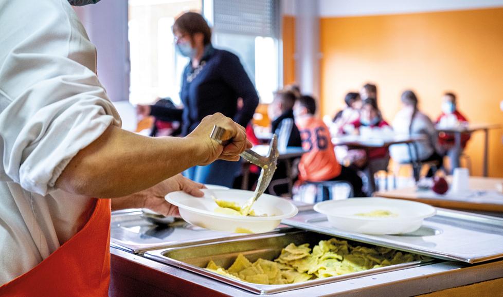 Lucca, mense e scuolabus non pagati per quasi un milione di euro