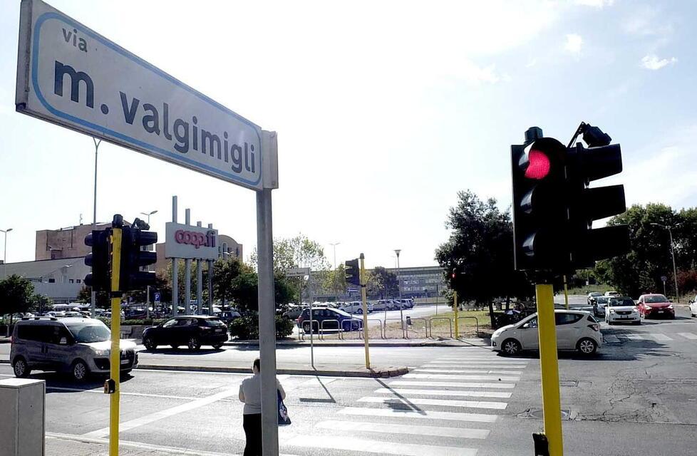 Pisa, una rotatoria all’incrocio della Coop e del “Marchesi”