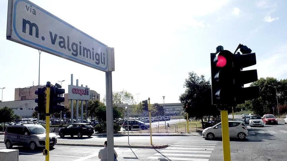 Pisa, una rotatoria all’incrocio della Coop e del “Marchesi”