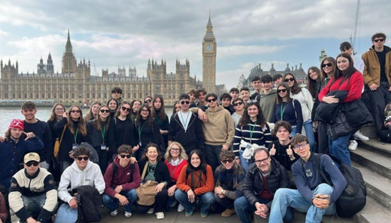 Cambridge e Siviglia: al liceo Enriques di Livorno si impara viaggiando