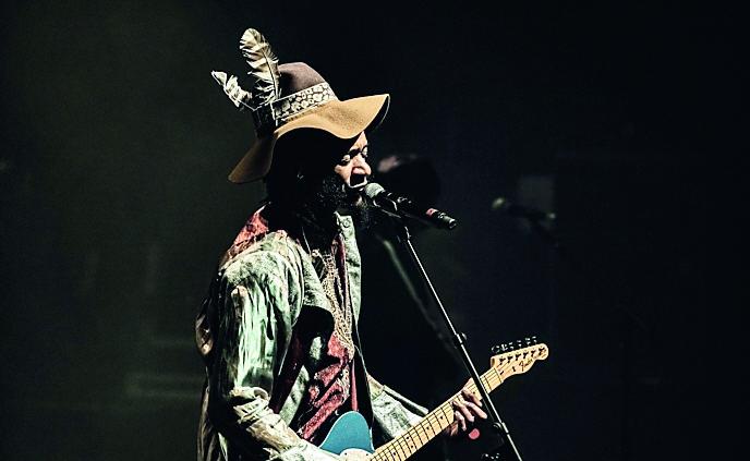 Abbabula scopre un’altra carta: Fantastic Negrito a Sassari