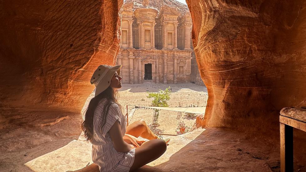 Instagram e TikTok, ecco i sardi che vivono viaggiando… e guadagnando