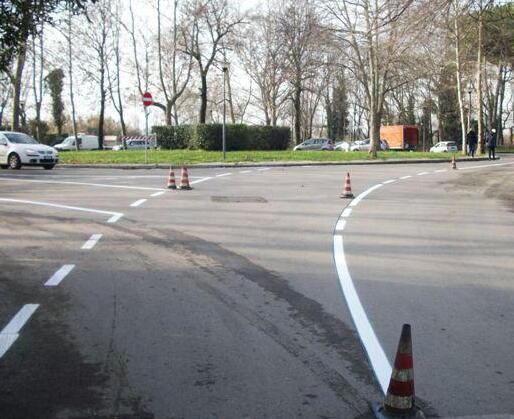 Pisa, il caso dell'uomo che si masturba sull'argine in zona Piagge: si moltiplicano le segnalazioni