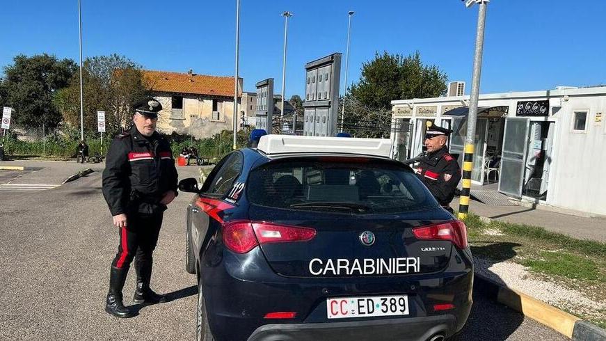 Sassari, rapina con lo spray in via Zirano: ecco chi sono i due ventenni condannati