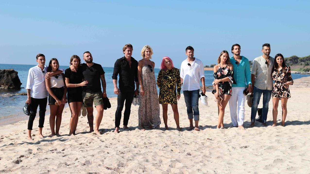 Temptation Island perde la sua location da sogno, venduto il resort di Santa Margherita di Pula