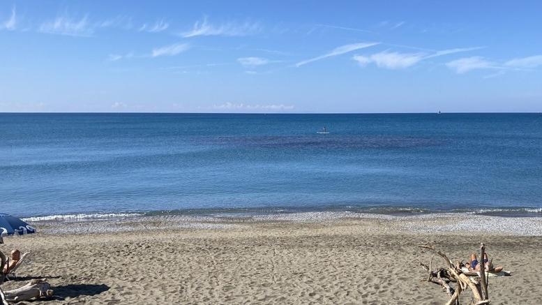 Cecina, via libera ad altri due atolli: «Così salviamo la nostra costa»