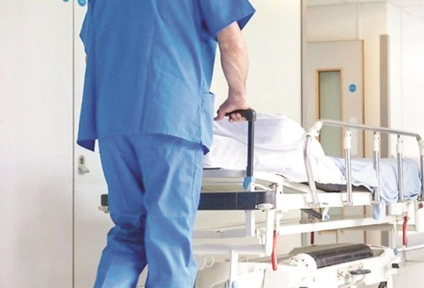 Comacchio, ex consigliere e titolare di agenzia muore sotto i ferri