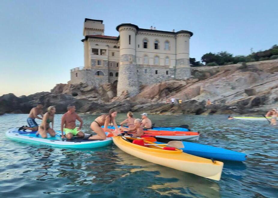 Livorno, il Clandestino club assume: l'estate del resort a picco sulla scogliera