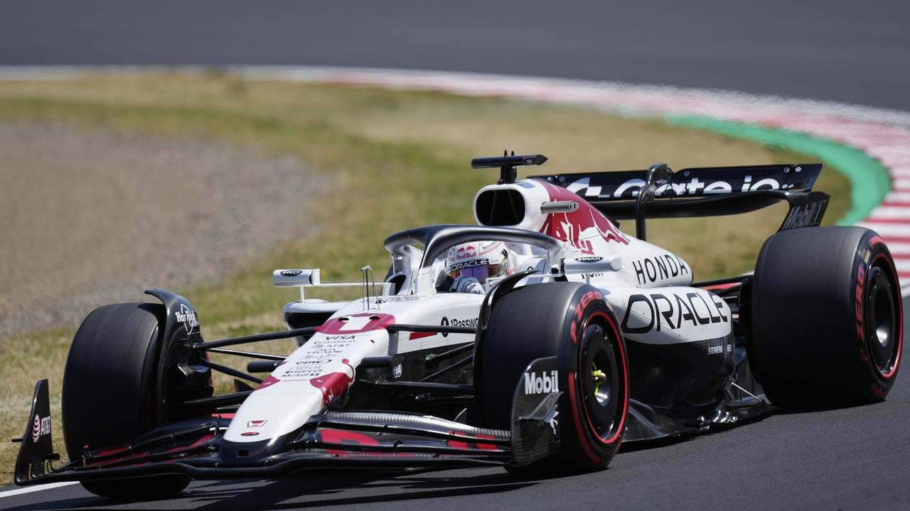 Gp del Giappone, Verstappen in pole davanti alle McLaren. Lecler quarto, male Hamilton