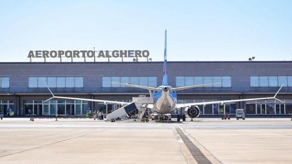 La polizia di frontiera di Alghero è sotto organico: «Serve un aumento del personale in vista dell’estate»