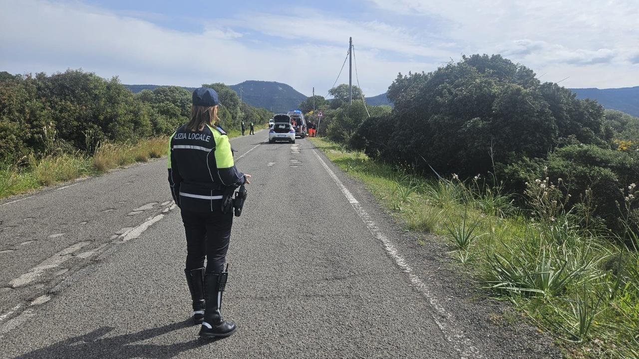 Brutto incidente sulla Alghero-Bosa, motociclista in gravi condizioni