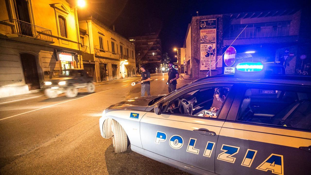 Reggio Emilia, scoperto il covo dei ladri: appartamento pieno di oggetti rubati