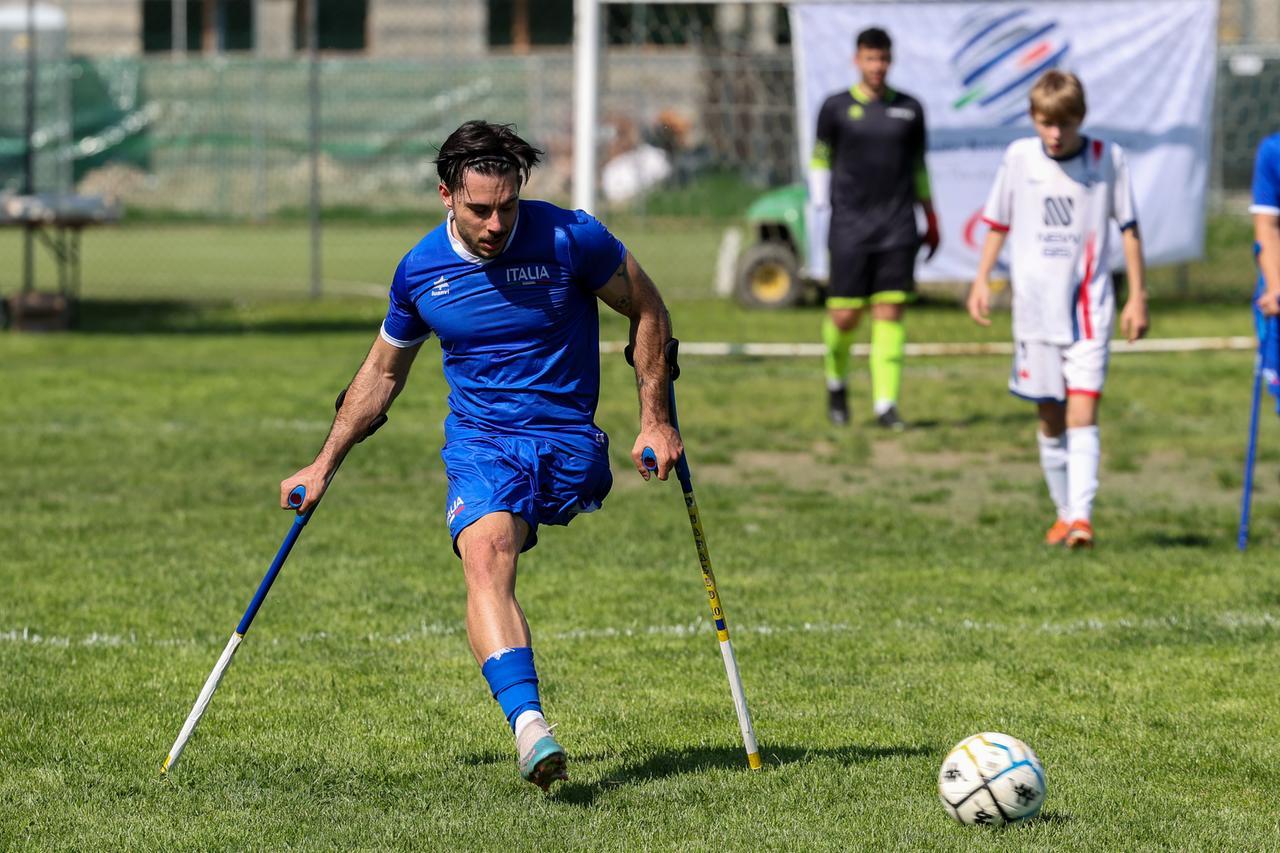 Sport e inclusione, la sfida tra Nazionale italiana amputati e giovanile del Cus Ferrara  – Il video