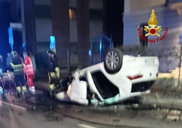 Schianto in via dei Mille: gravi ma stabili i due feriti