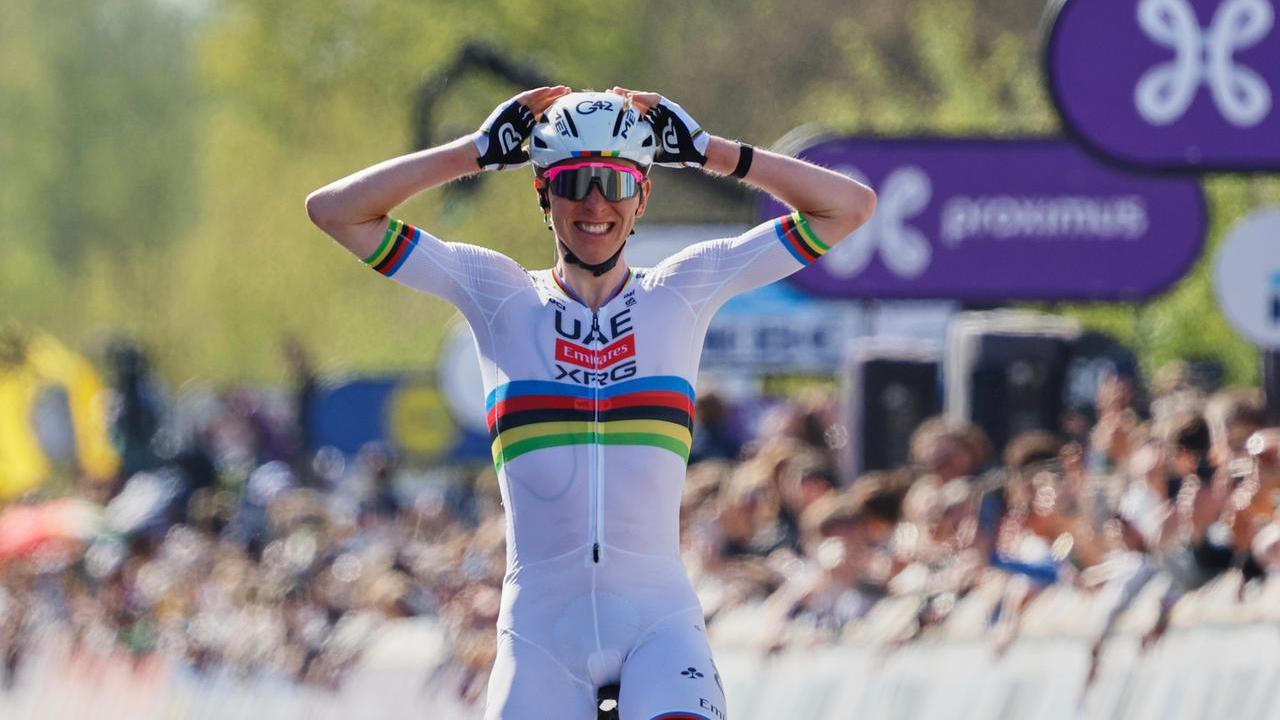 Fenomeno Pogacar, vince in solitaria il Giro delle Fiandre