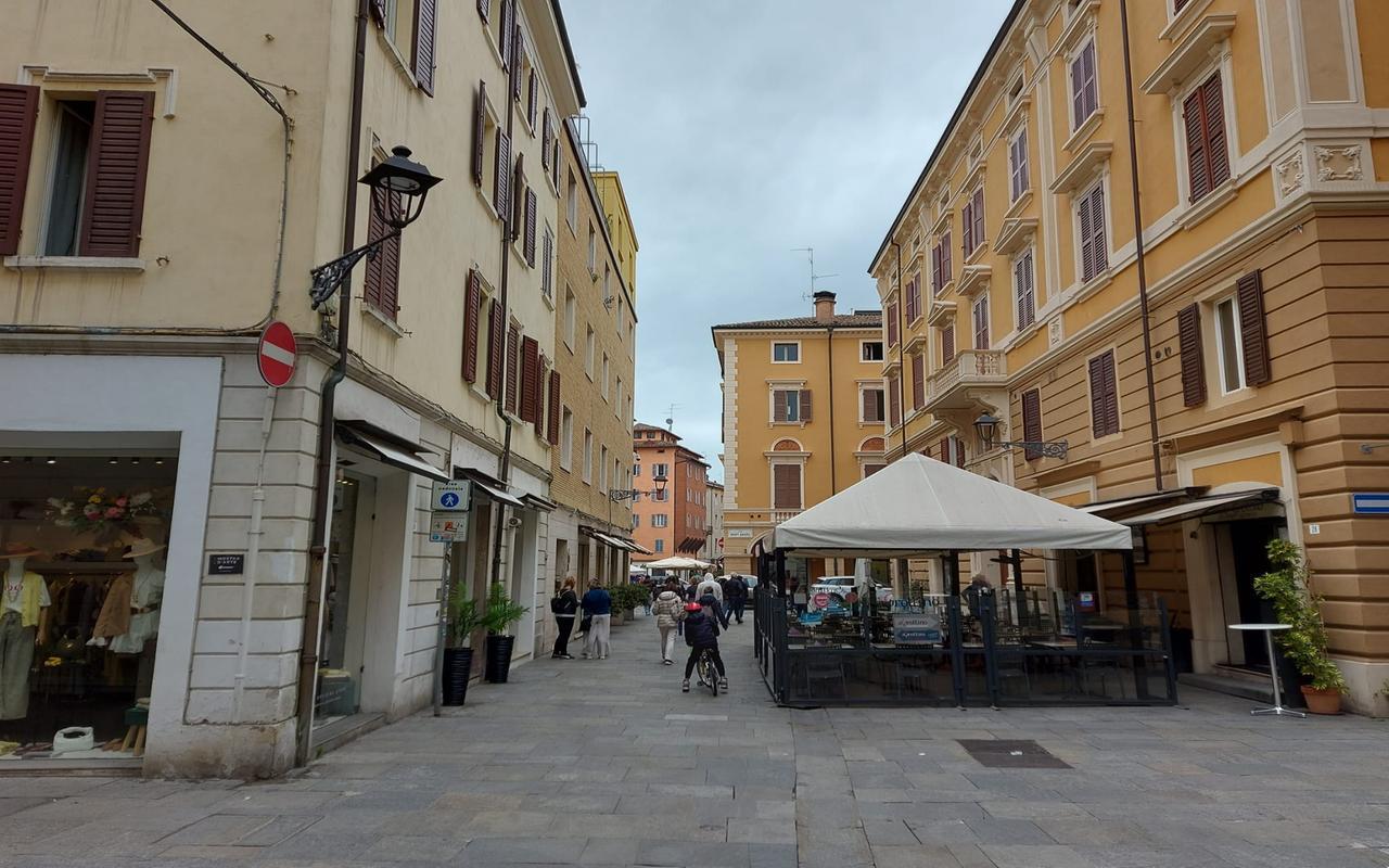 
	Via Taglio, in centro a Modena

