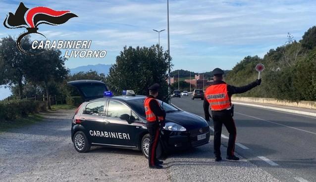 Denunciati due 20enni alla guida sotto l’effetto di alcol