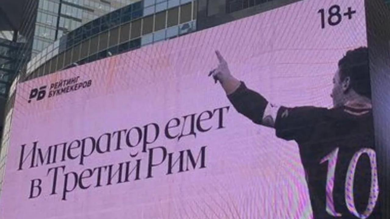 Totti sbarca a Mosca tra le polemiche: «Pagato una cifra a sei zeri»