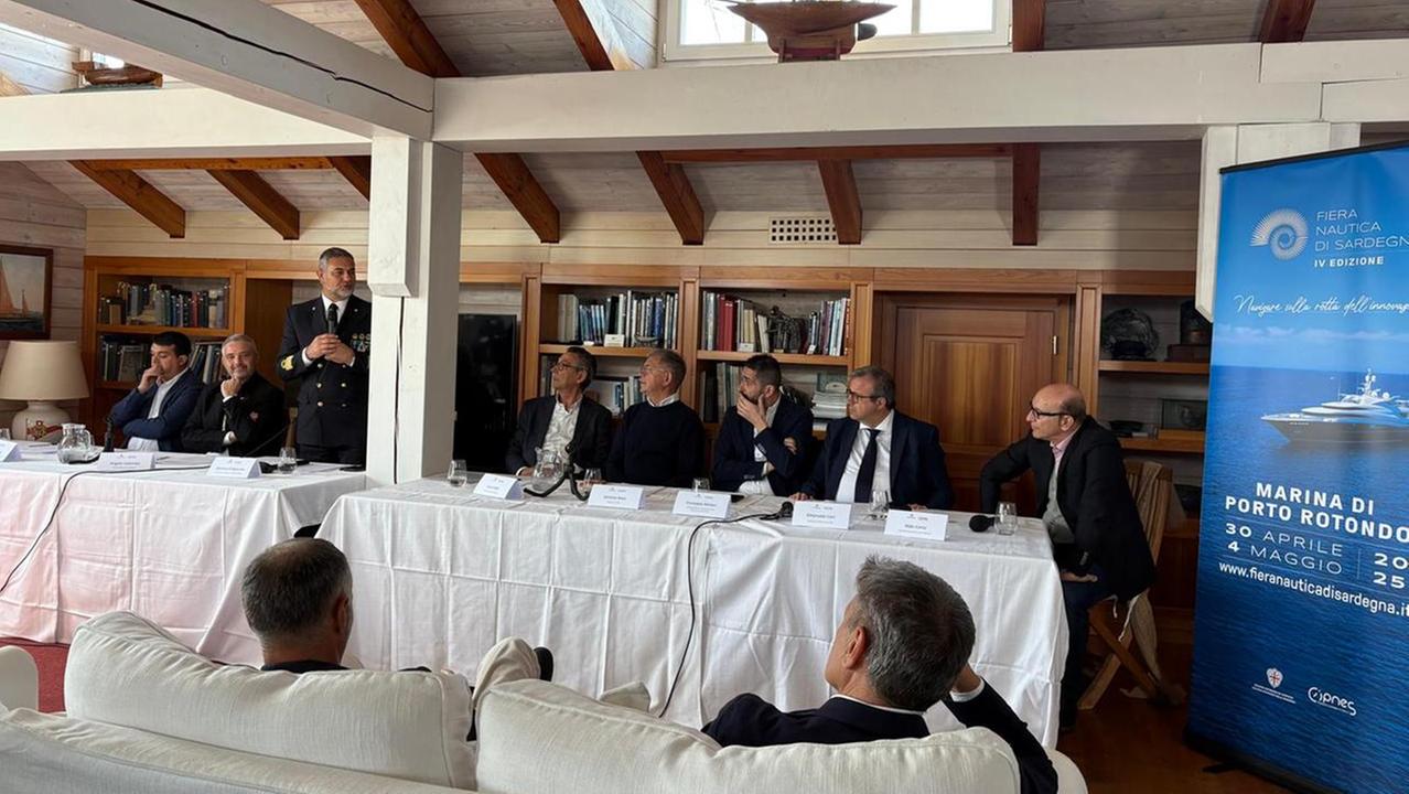 Un momento della presentazione a Porto Rotondo (foto Vanna Sanna)