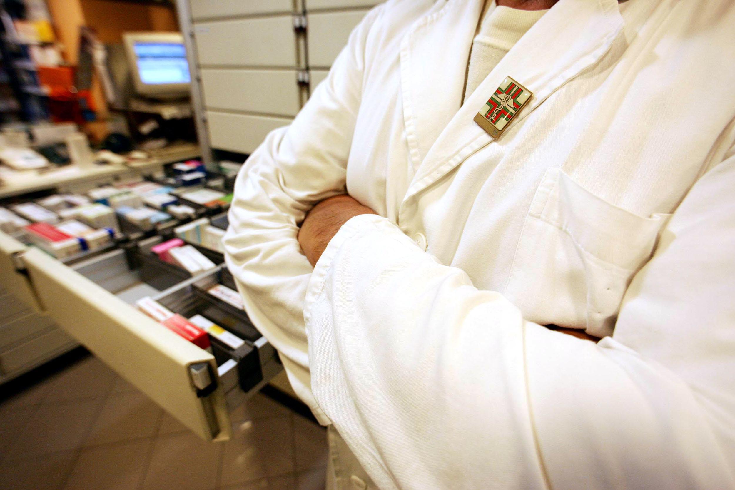 Protocollo contro i superbatteri, via libera all’uso dei farmaci per le infezioni resistenti