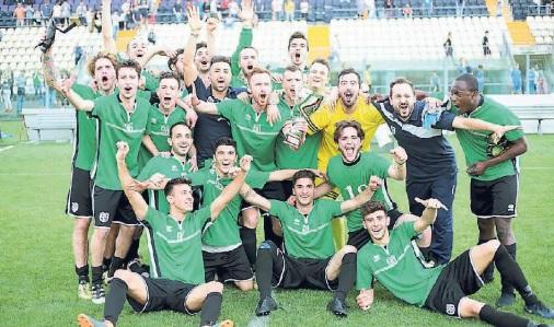 
	Il Corlo festeggia al Braglia la promozione in Seconda Categoria


