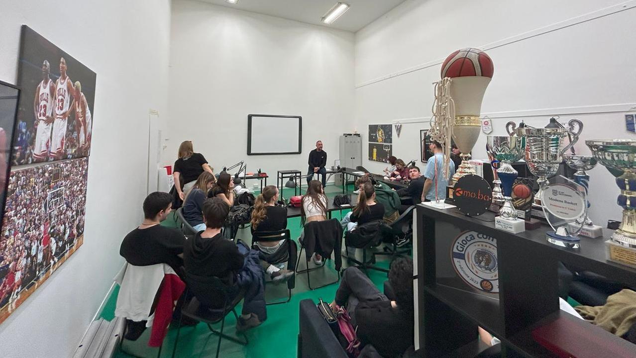 Gli studenti del Sigonio alla scoperta del progetto Ambo