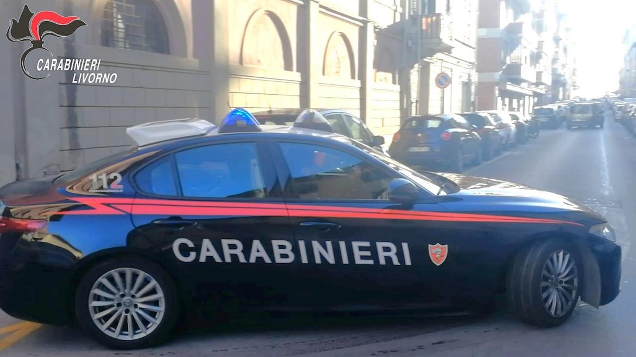 
	Una pattuglia dei carabinieri (foto d'archivio)

