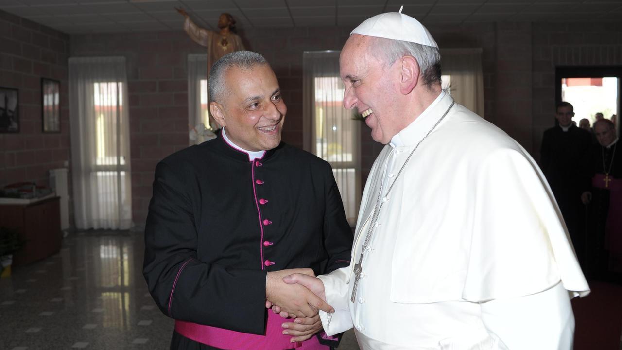 L’arcivescovo di Sassari alla guida dei cappellani militari italiani. Che cosa succede ora