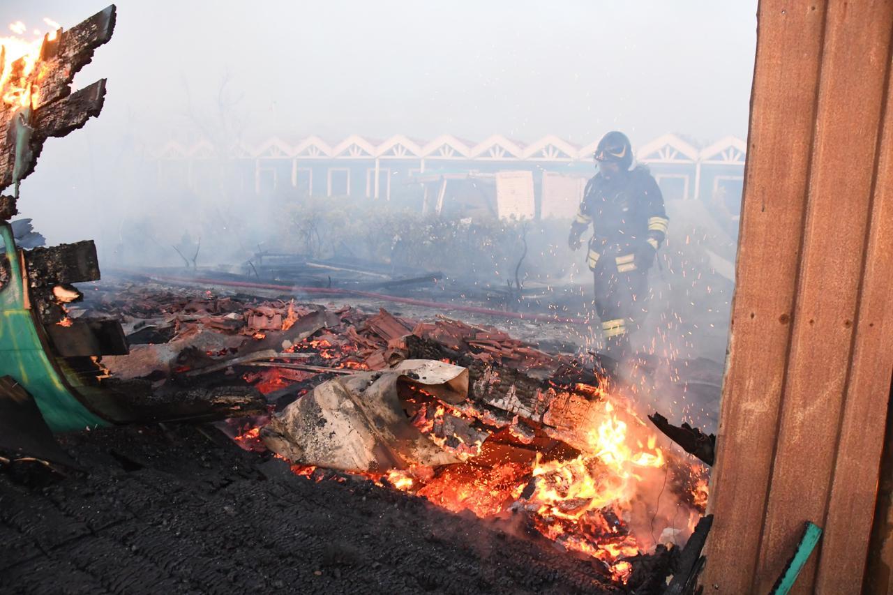 
	L'intervento dei vigili del fuoco (foto Cuffaro)

